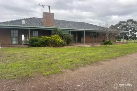 465 Wildwood Rd, Whittlesea, VIC 3757