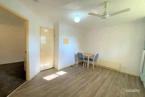 Property photo of 21/7 Severin Court Thurgoona NSW 2640