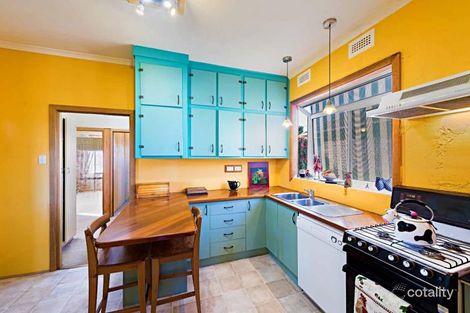 Property photo of 31 Summerhill Road Reservoir VIC 3073