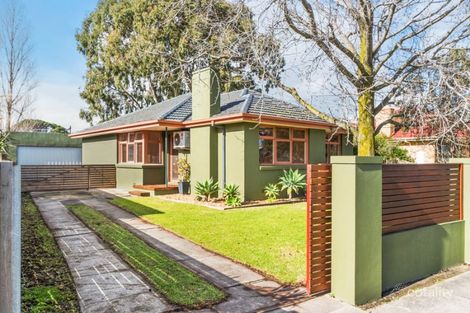 34 Bainbridge Ave, Seaford, VIC 3198
