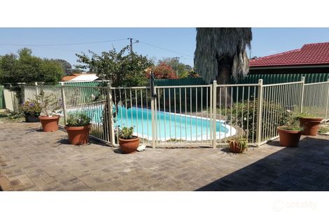 15 Baxendale Way, Camillo, WA 6111