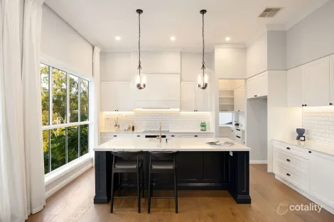 Property photo of 31 Gem Road Kenmore QLD 4069