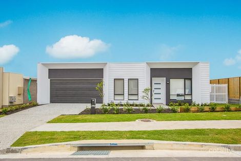 14 Pinnacle Way, Pimpama, QLD 4209