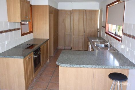 Property photo of 36 Park Avenue Broadbeach Waters QLD 4218