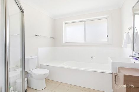 Property photo of 5 Raleigh Street Cameron Park NSW 2285