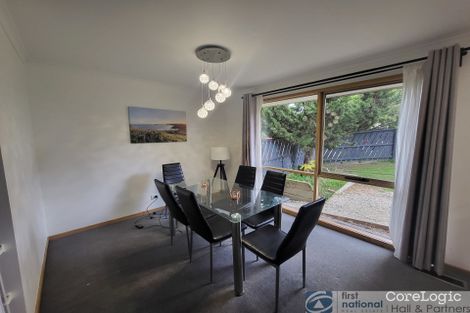 Property photo of 1/48 Arthur Phillip Drive Endeavour Hills VIC 3802