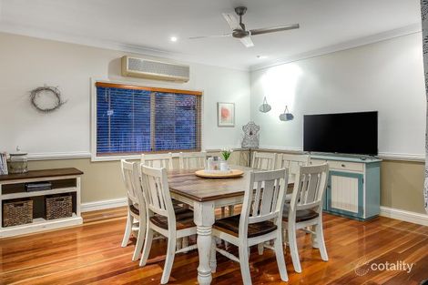 Property photo of 4 Dellwood Court Ferny Hills QLD 4055