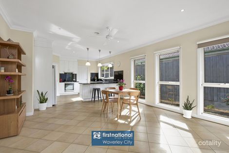 Property photo of 2/18 Kauri Grove Glen Waverley VIC 3150