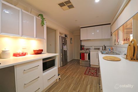 Property photo of 18 Park Road Kerang VIC 3579