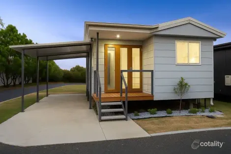 1/13 Talinga Dr, Park Ridge, QLD 4125