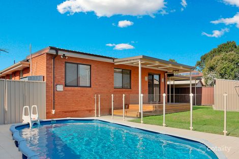 Property photo of 37 The Grandstand St Clair NSW 2759