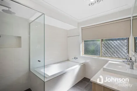 Property photo of 14 Jacana Crescent Flinders View QLD 4305