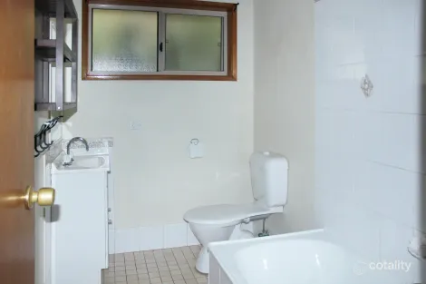 Property photo of 22 Peppertree Circuit Toronto NSW 2283