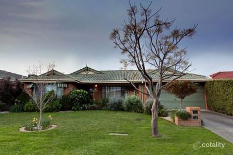 35 Thomas Pl, Pakenham, VIC 3810