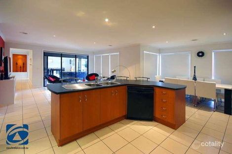 Property photo of 12 Cilento Crescent Lynbrook VIC 3975