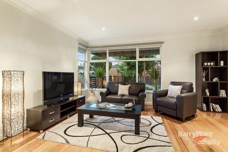 Property photo of 1/12 Tandara Avenue Doncaster VIC 3108