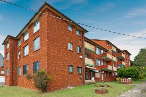 Property photo of 4/8 St Helena Parade Eastlakes NSW 2018