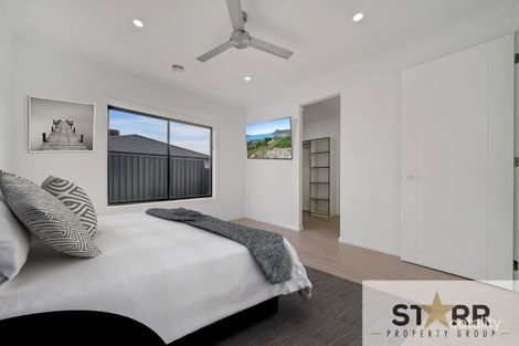 Property photo of 41 Direction Drive Tarneit VIC 3029