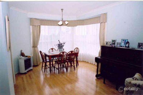 Property photo of 16 Lorikeet Close Woronora Heights NSW 2233