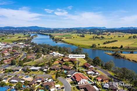 17 Tristania Cres, Taree, NSW 2430