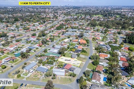 Property photo of 11 Roxwell Way Girrawheen WA 6064