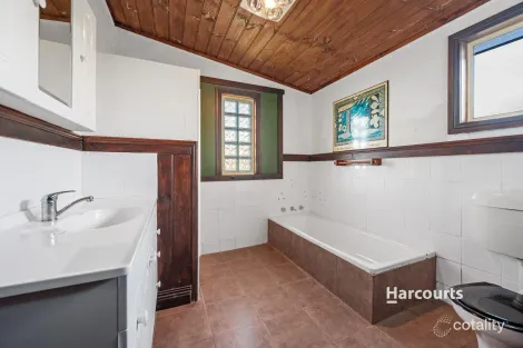 Property photo of 1 Kyema Street Penguin TAS 7316