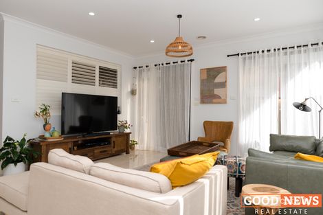 Property photo of 4 Studley Park Way Caroline Springs VIC 3023