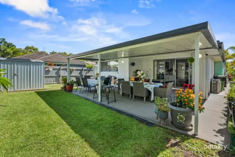 Property photo of 4 Forest Grove Crescent Sippy Downs QLD 4556