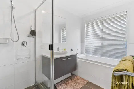 Property photo of 4 Forest Grove Crescent Sippy Downs QLD 4556