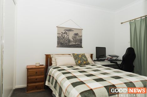 Property photo of 4 Studley Park Way Caroline Springs VIC 3023