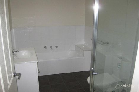 Property photo of 2/23 Beresford Road Lilydale VIC 3140