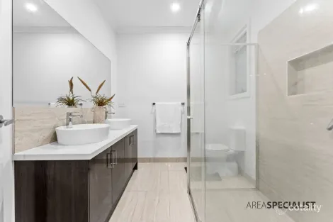 Property photo of 6 Corbett Street Clyde North VIC 3978