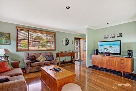 Property photo of 11 Bovard Court Horsley NSW 2530