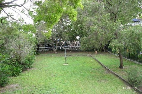 Property photo of 26 Salstone Street Kangaroo Point QLD 4169