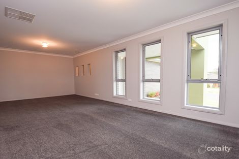 3 Jordan Pl, Young, NSW 2594