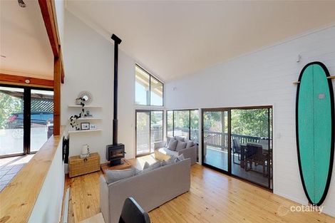 10 Hovea Ct, Elanora, QLD 4221