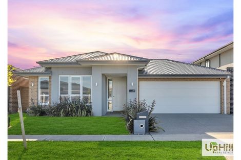 48 Mindful Cct, Clyde, VIC 3978