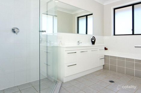 Property photo of 3 Mason Crescent Armidale NSW 2350