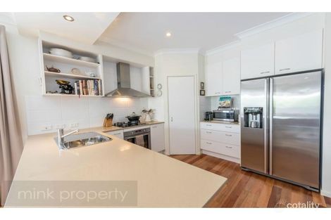 Property photo of 12 Ellis Place Mountain Creek QLD 4557