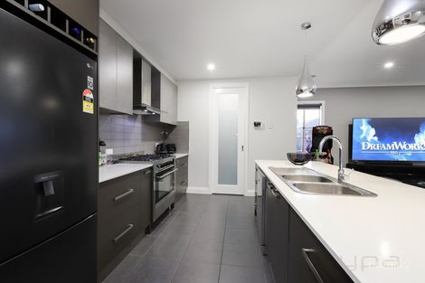 Property photo of 80 Oakpark Drive Harkness VIC 3337