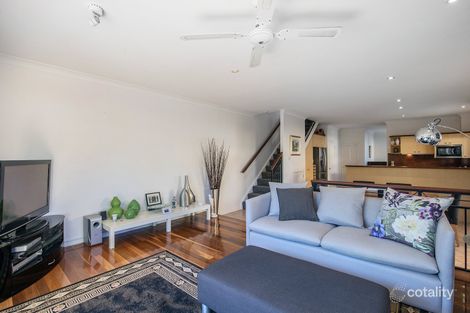 Property photo of 1/26 Poinciana Crescent Bundall QLD 4217