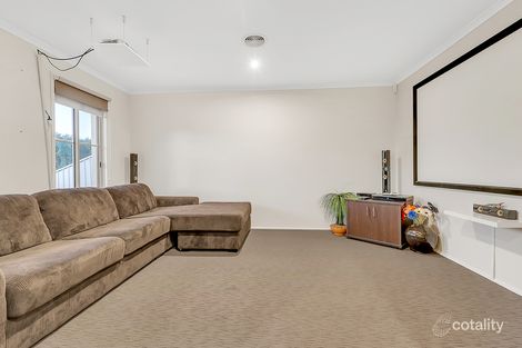 Property photo of 5 Shearwater Place Craigieburn VIC 3064