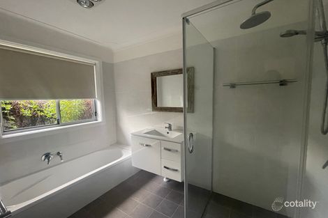 Property photo of 12 Holmes Avenue Armidale NSW 2350