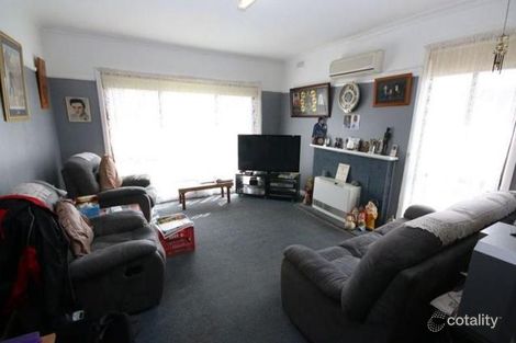 Property photo of 28 Marigold Street Wendouree VIC 3355