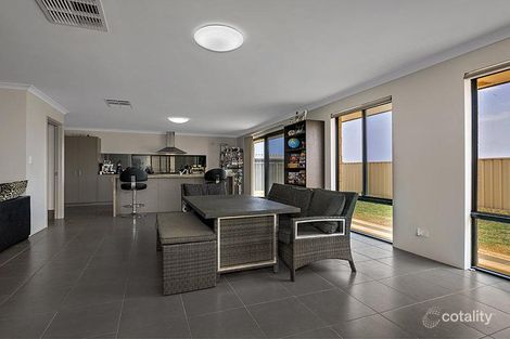 Property photo of 25 Viewpoint Mews Drummond Cove WA 6532