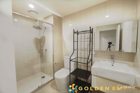 Property photo of 204/36-40 La Trobe Street Melbourne VIC 3000