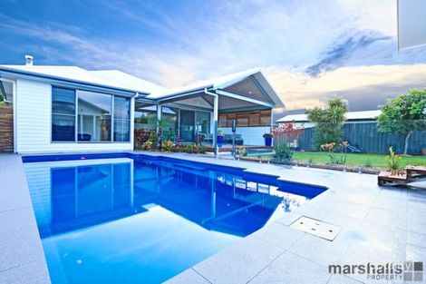33 Burns St, Redhead, NSW 2290