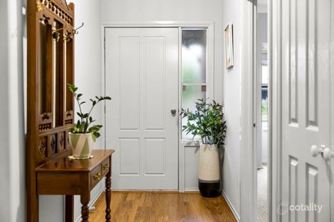 Property photo of 3 Chambers Court Marshall VIC 3216