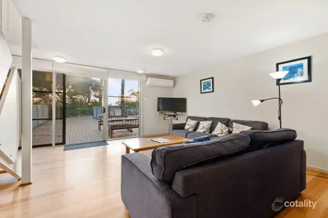 4/9 Kurnai Ave, Metung, VIC 3904