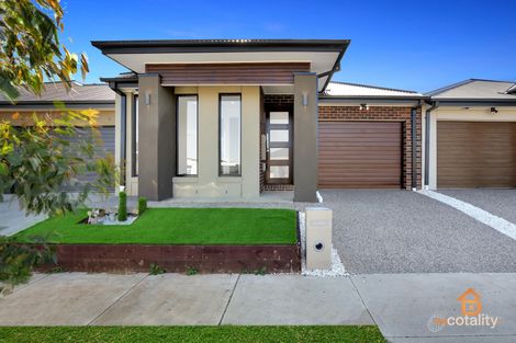 Property photo of 7 Edifice Drive Tarneit VIC 3029